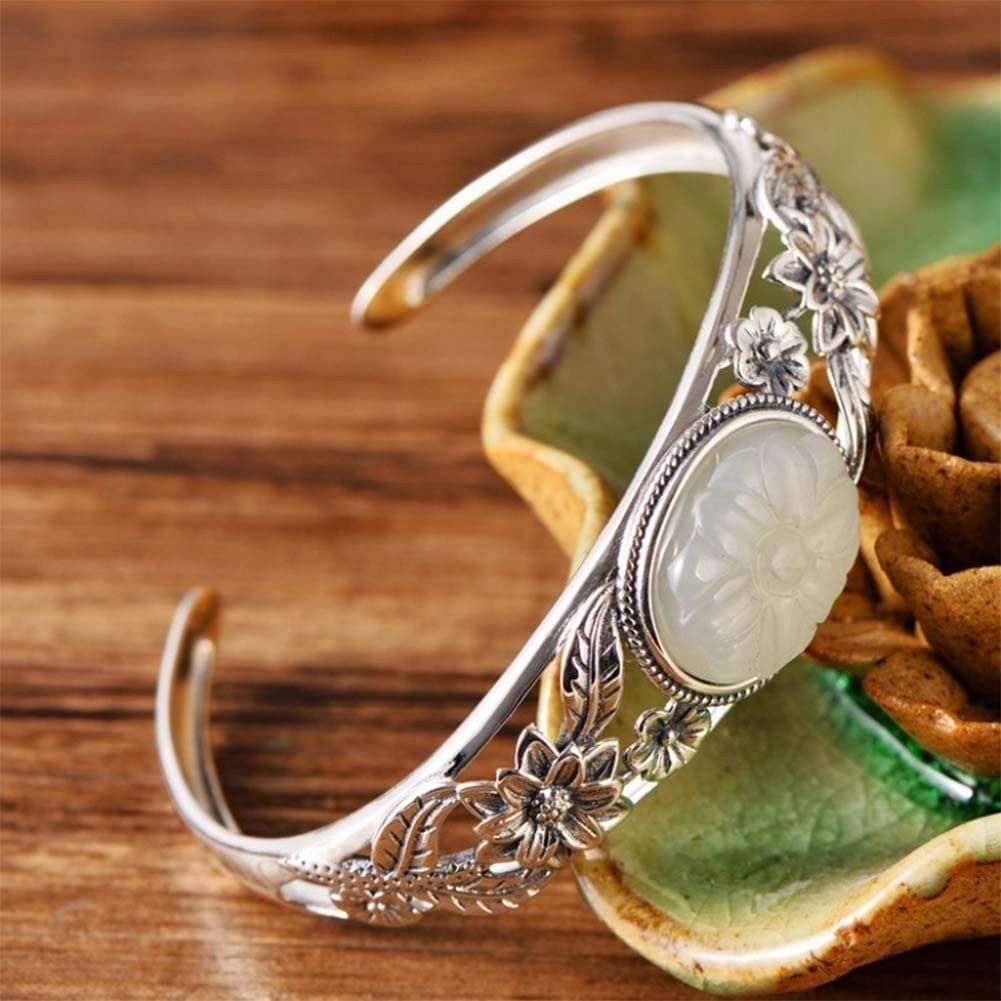 Bracciale Personalizzato ， Bracciale Rigido Aperto da Donna in Giada Bianca con intarsio Etnico Vintage in Argento Sterling 925