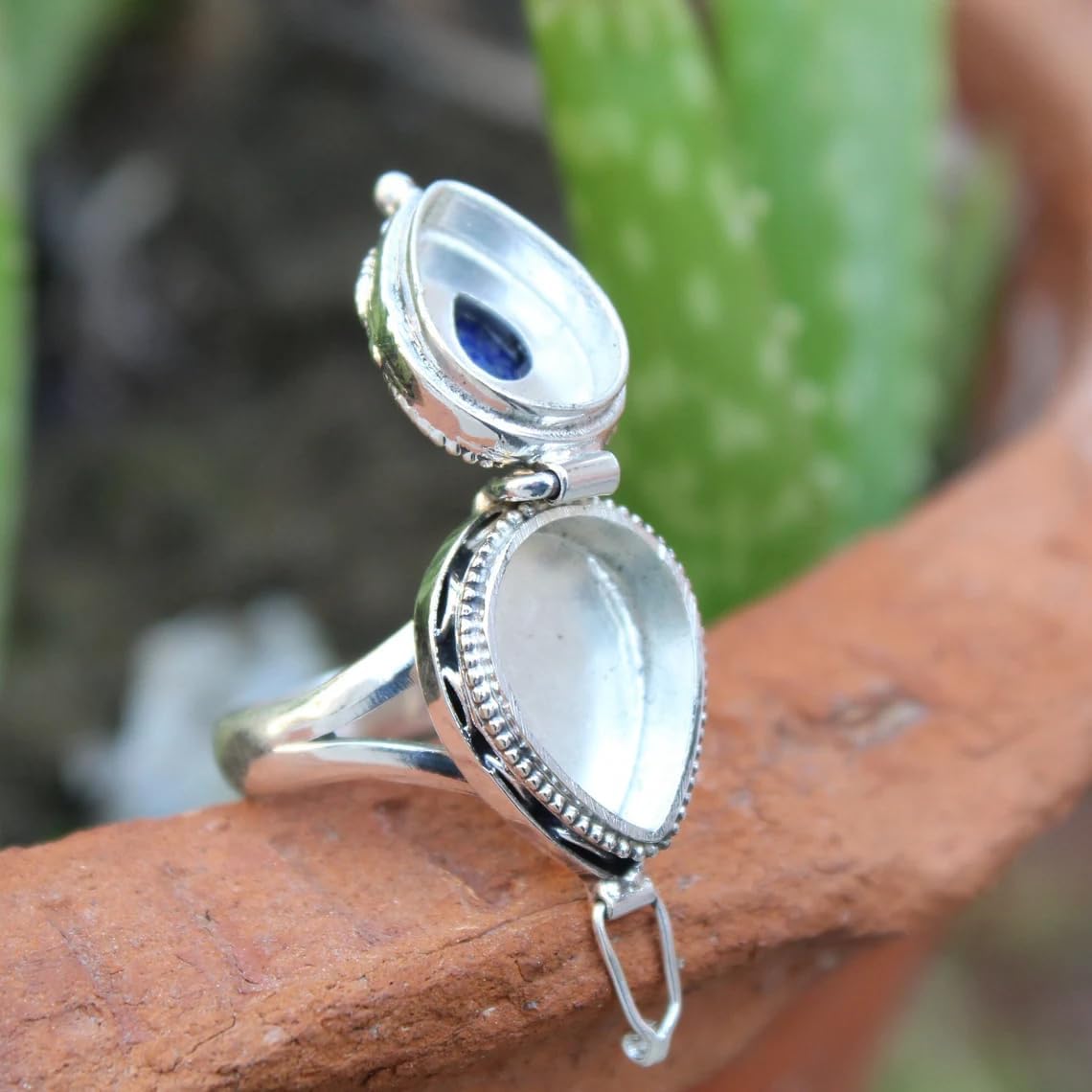 Natural Lapis Lazuli Ring, Poison Box Ring, Poison Pill Box, Handmade Poison Ring, Wedding Ring, Valentines Day Gifts, September Birthstone Ring, Blue Stone Ring, Round Stone Ring, Locket Ring