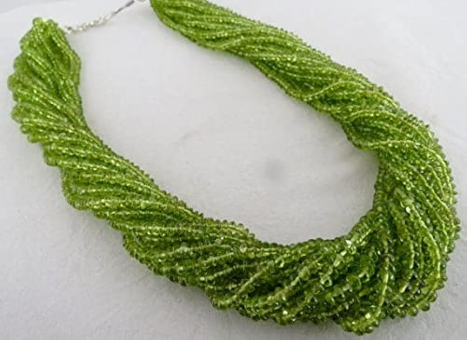 Collier en perles de péridot vert de 5 mm, le cadeau parfait pour célébrer août