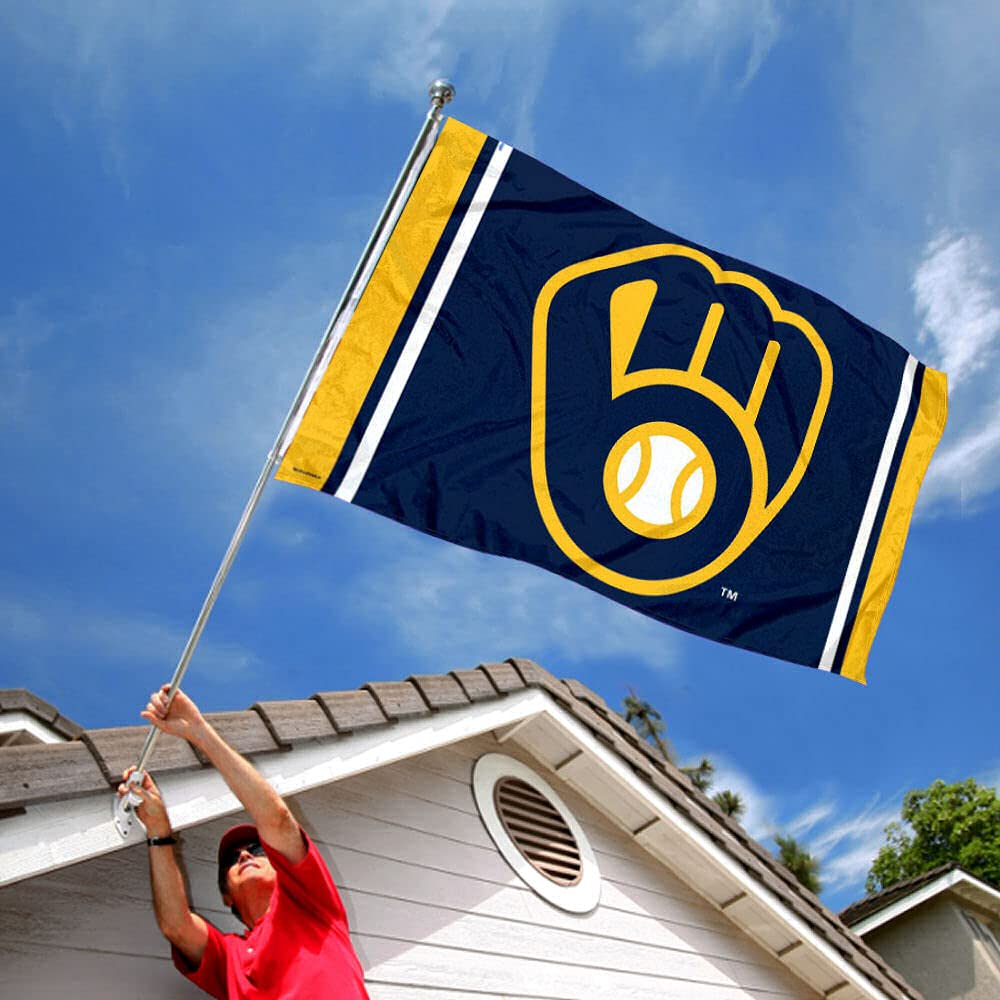 WinCraft Milwaukee Brewers 3x5 Foot Grommet Flag