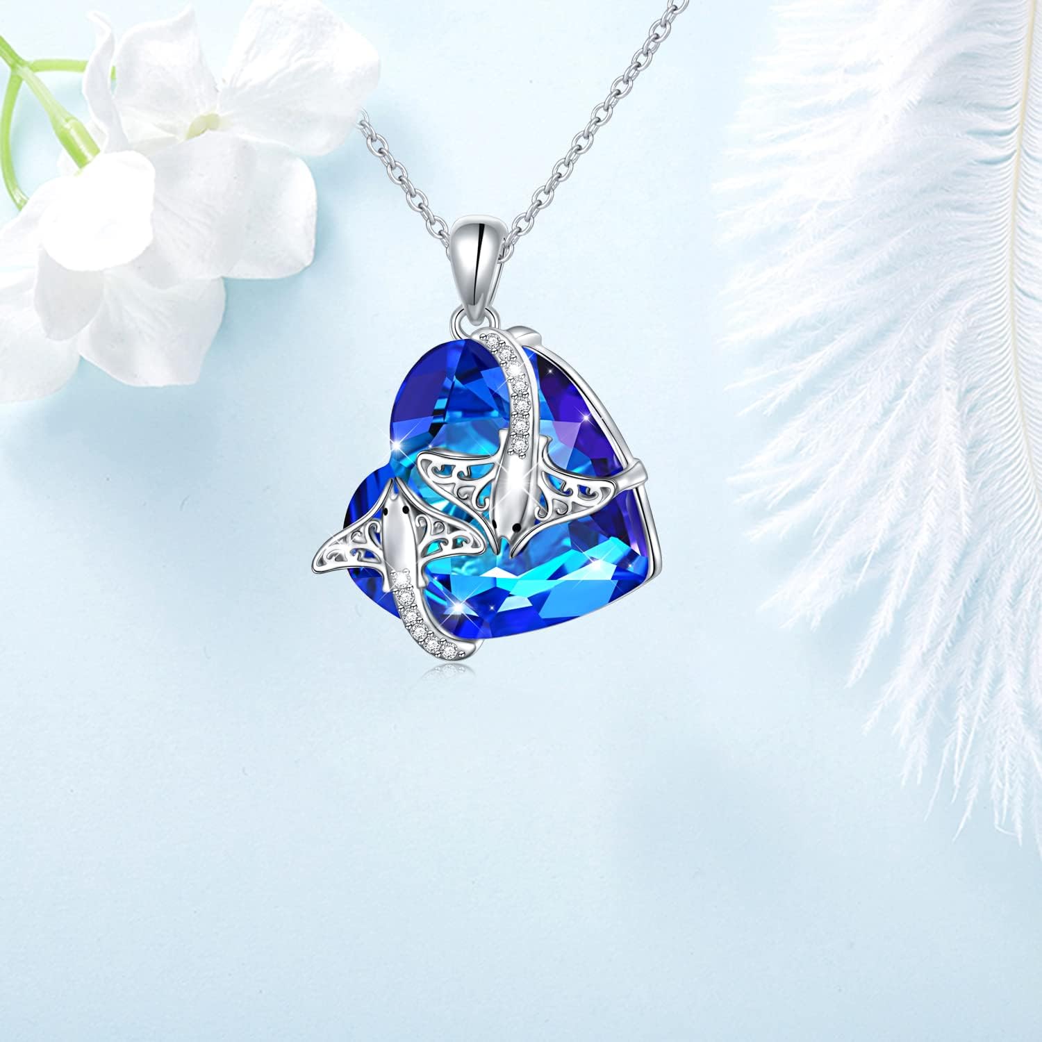 Ladytree Stingray/Turtle/Whale Gifts Sterling Silver Whale/Manta Ray/Sea Turtle Crystal/Abalone Shell Necklace Ocean Animal Jewelry Birthday Christmas Gifts for Women Mother Wife Sister Fiancéé - Image 4