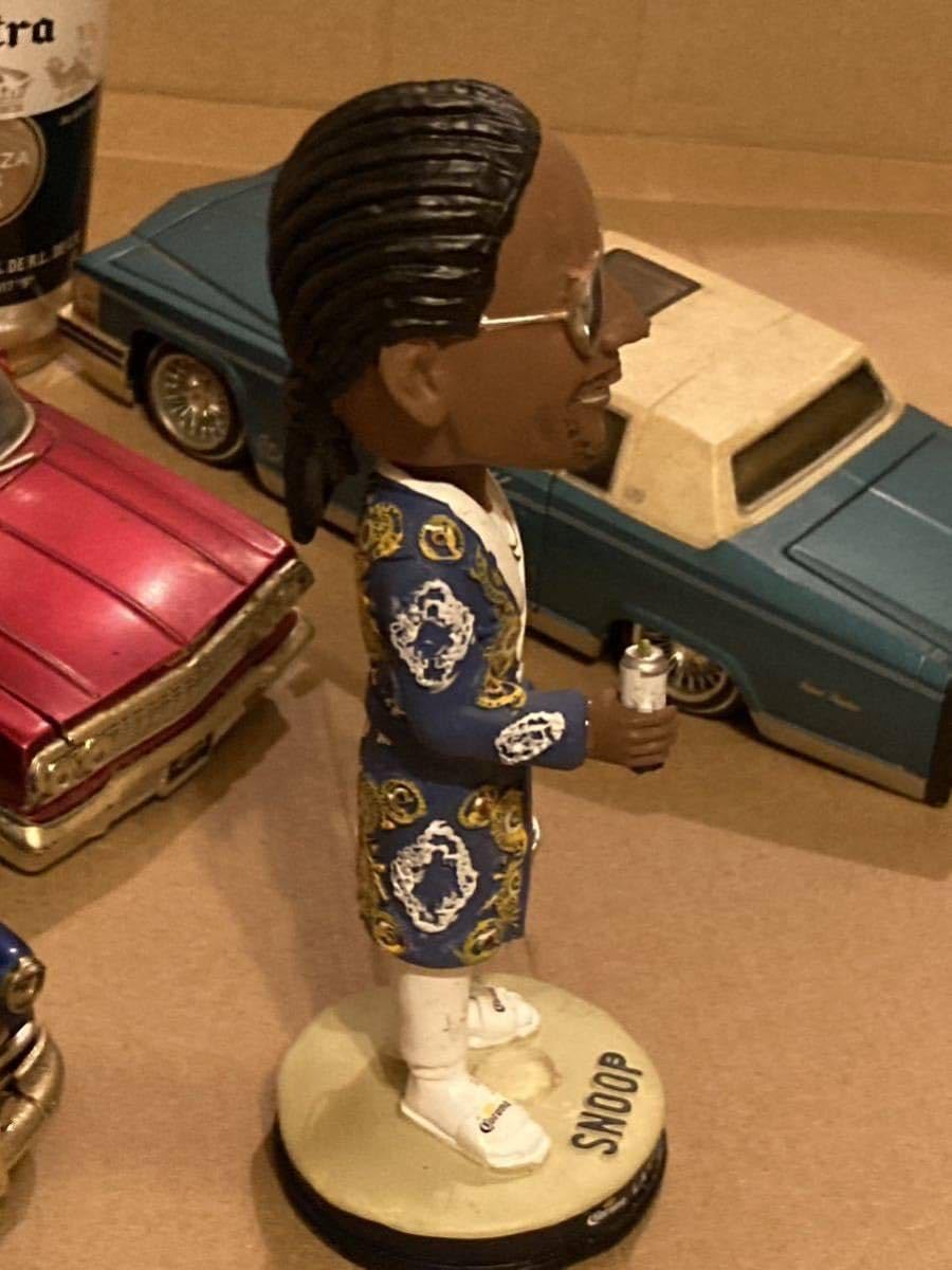 Snoop Dogg フィギュア　ローライダー　スヌープ　lowrider Amazon.co.jp: スヌープドッグ ボブルヘッド Snoop Corona Beer