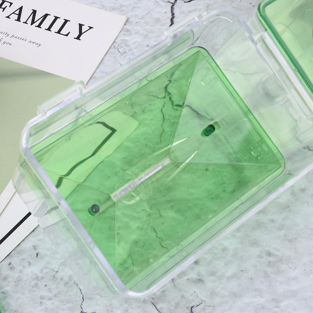 SHINEOFI Boîte D'élevage pour Aquarium en Acrylique Vert, Protection des Œufs de Poisson Alevins, Couveuse Isolante pour Maison et Aquarium