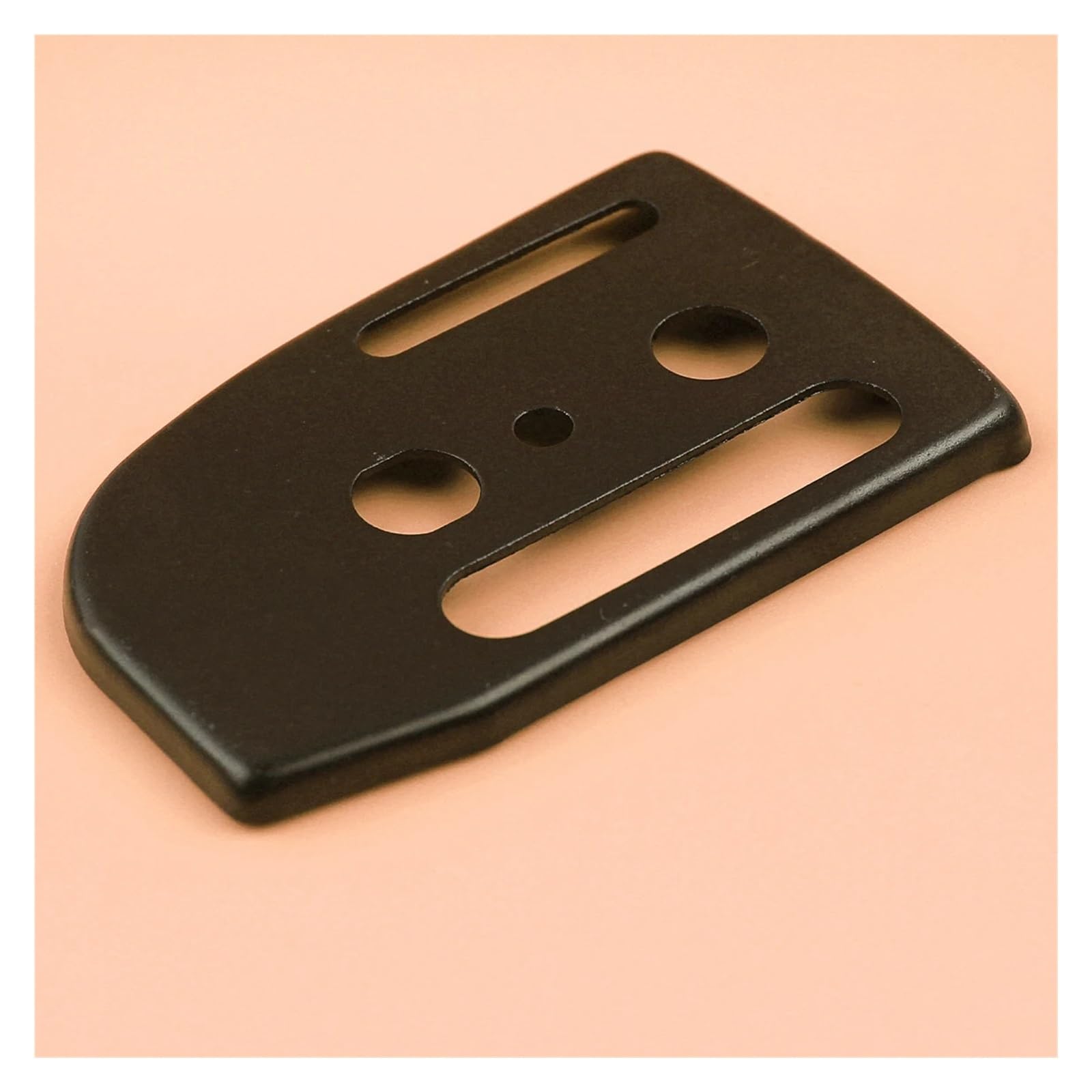 Plaque de guidage pour tronçonneuse thermique 136 141 137 142 pièce 530047855