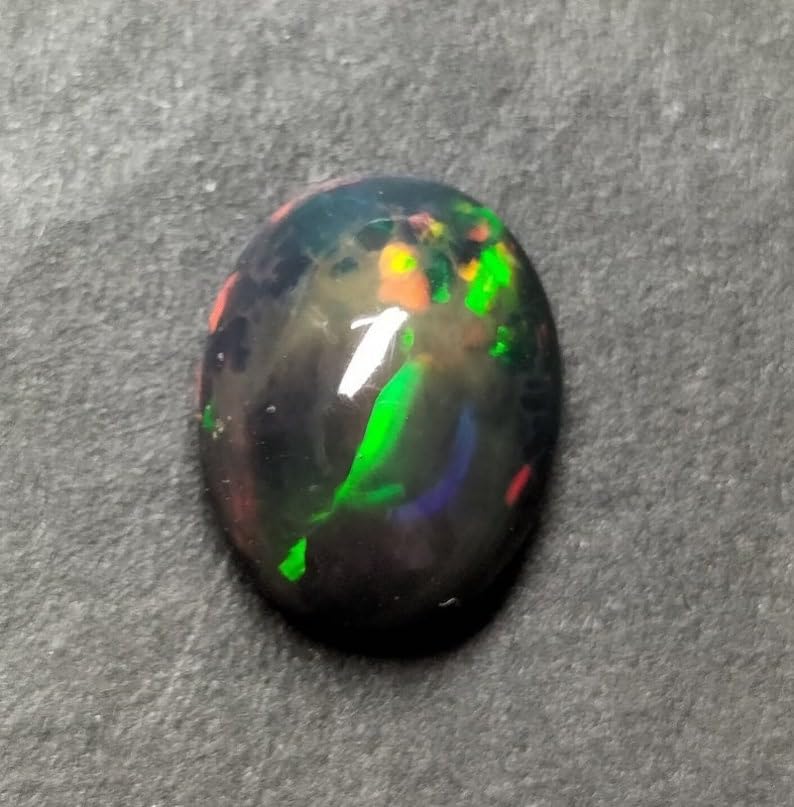 Opale éthiopienne noire AAA pour création de bijoux d'exception