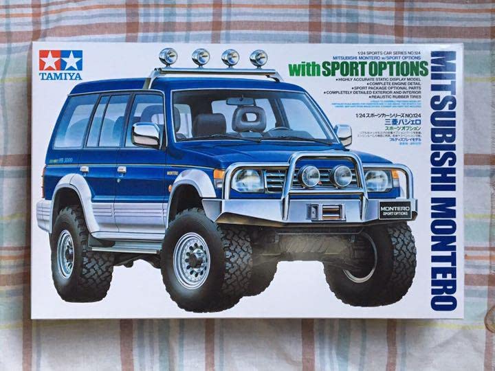 良状態 絶版 タミヤ 1/24 三菱 パジェロ w/スポーツオプション Amazon.co.jp: 美 絶版 タミヤ 1/24 三菱 パジェロ w/スポーツ