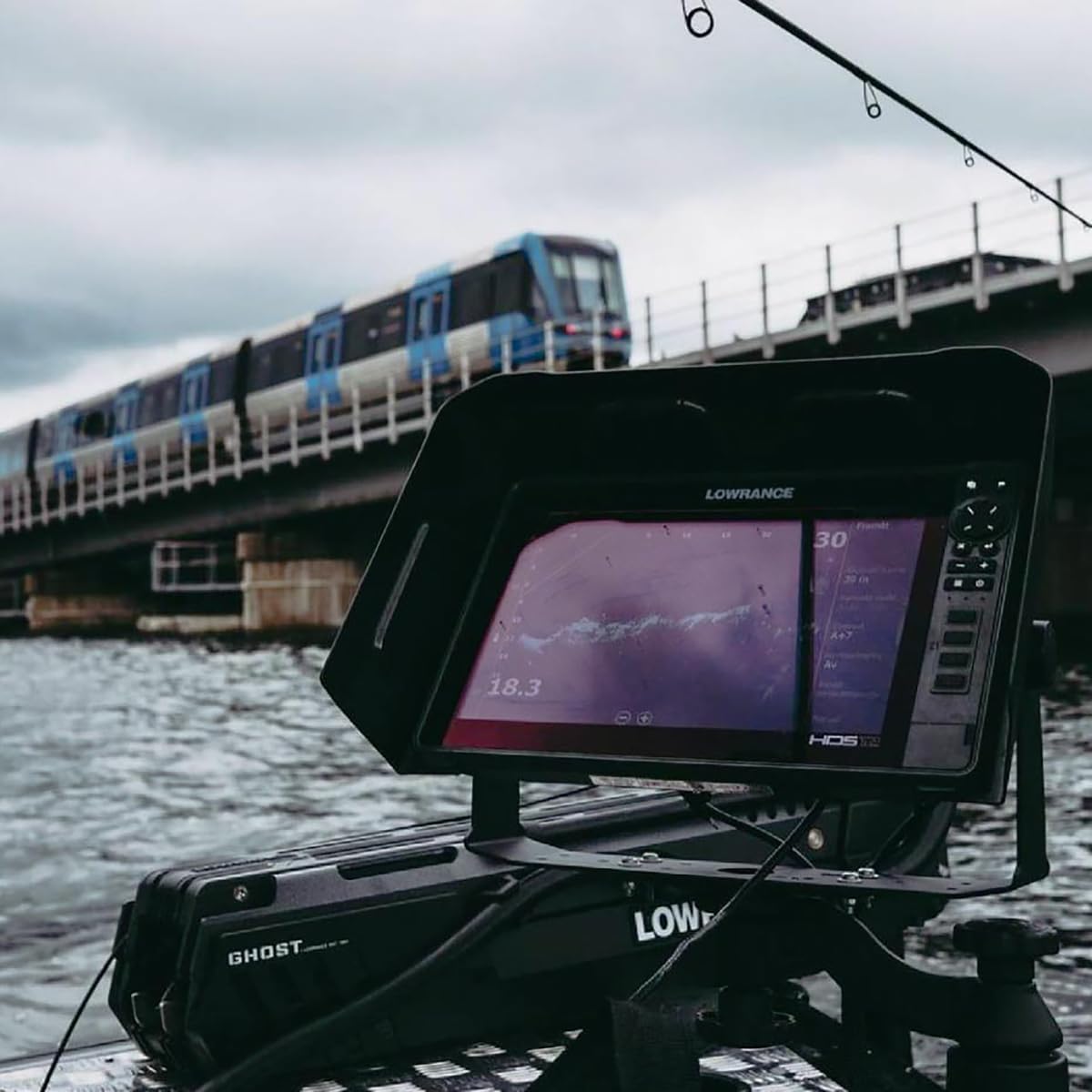 BerleyPro Lowrance Fish Finder Visor — Sun Cover & Glare Reduction — Fits HDS Live/PRO, Elite FS, Hook Reveal, Eagle Series — CNC Machined ASA Plastic