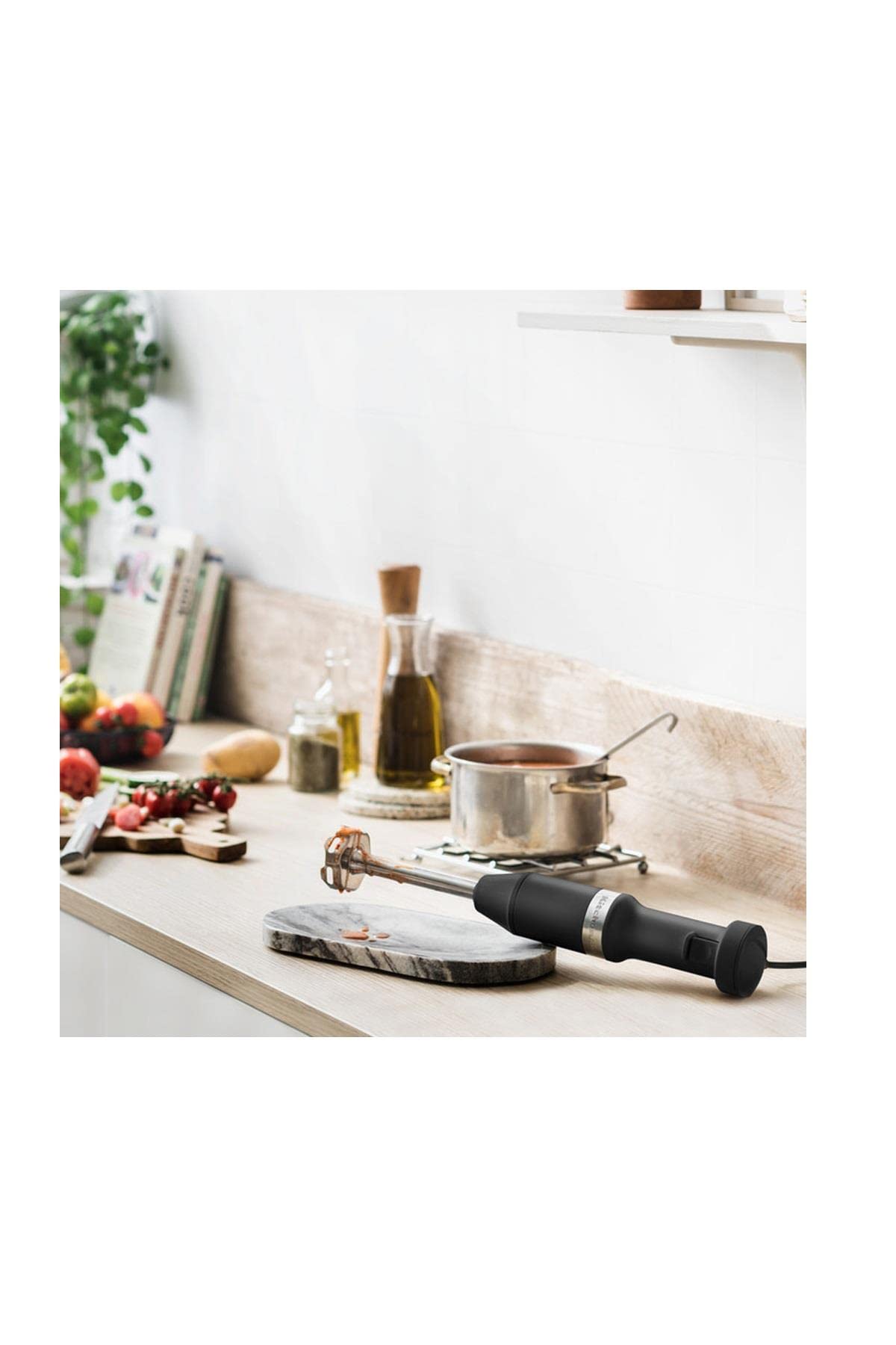 KitchenAid Mixeur Plongeant Classic, Vitesse Variable 8250–11600 RPM, Mélange, Mixe, Émulsionne & Écrase, Bras Amovible, Pichet 700ml Sans BPA, Matte Black