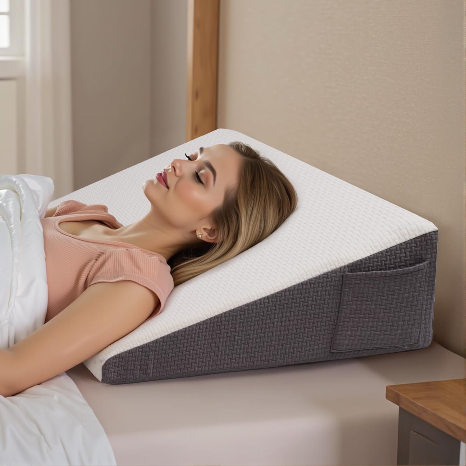Exsnugy Cuscino a cuneo triangolare rialzato da 19 cm, per alleviare il reflusso acido, per dormire, post chirurgia, sollievo dal mal di schiena, russare, in morbida memory foam e fodera lavabile e