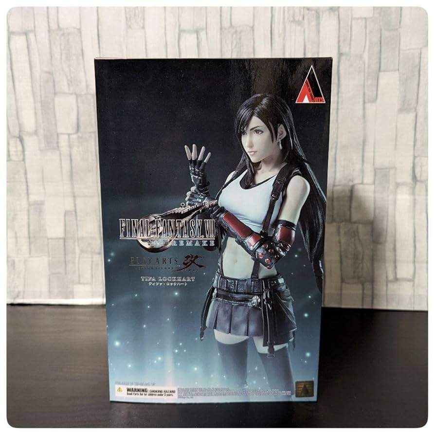 Amazon | 再販版・プレイアーツ改 ティファ フィギュア