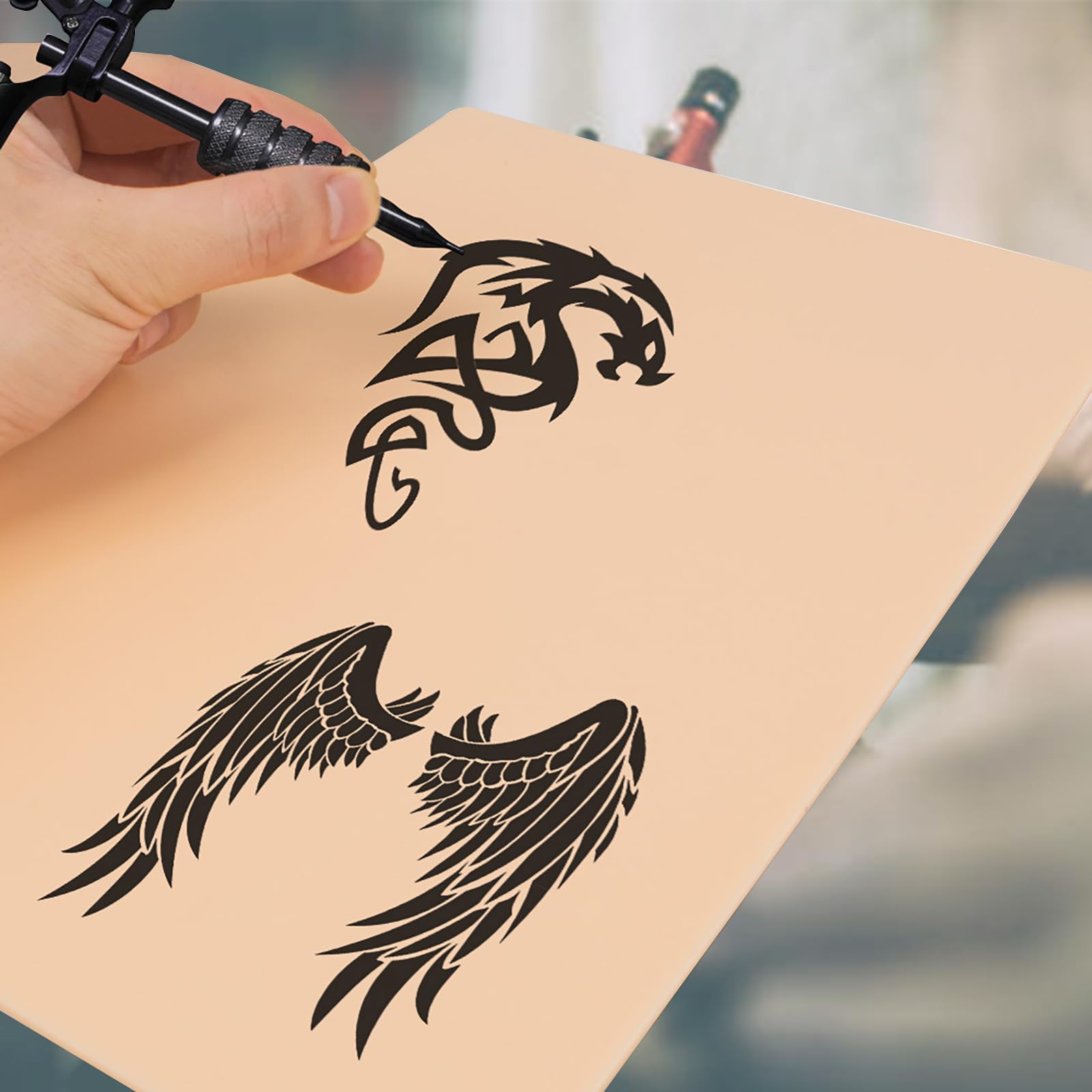 Joyeee 6 Piezas Piel Sintetica Tatuaje 3mm, 29,7×19,5cm Piel de Práctica de Tatuaje Silicona, con 10 Hojas Papel de Transferencia de Tatuajes, para Tatuadores Principiantes y Experimentados
