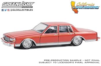 ローライダーミニカーと旧車 Amazon | グリーンライト 1/64 シボレー カプリス 1989 レッド