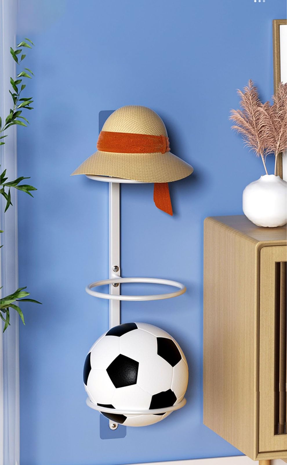 Soporte de metal para pelotas de baloncesto, voleibol, fútbol, soporte de pared para gimnasio en casa, equipo deportivo, color blanco (tamaño: 74 x 18 cm)