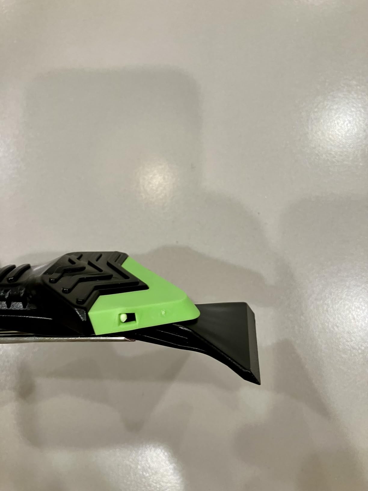 The most features of any caulking tool I have found