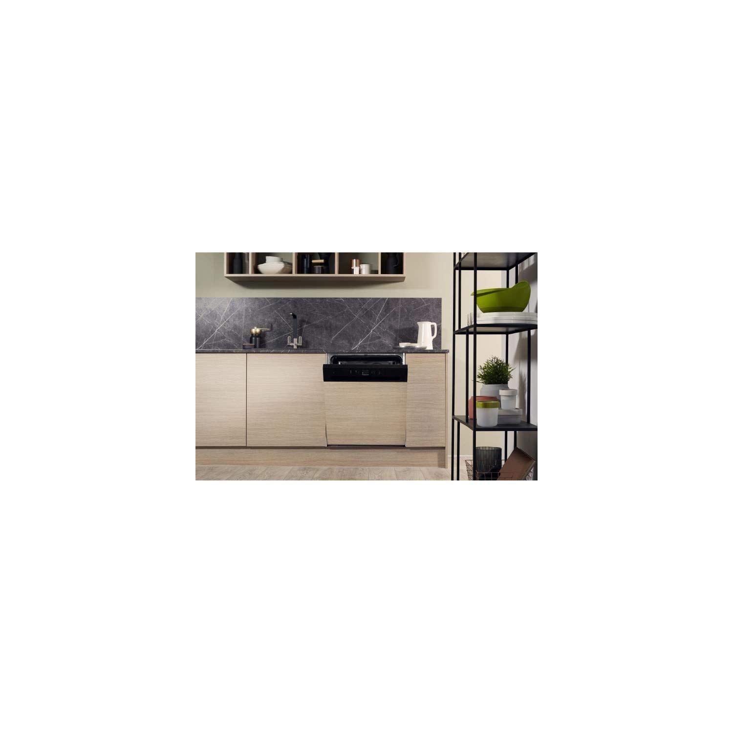 Hotpoint - HBC2B+26B Built-In Dishwasher Semi-Integrated 60 cm with 14 Cutlery - Active Dry, Lift Up, Inverter Motor - Noise Level 46 dB, Energy Class E - Black Band
