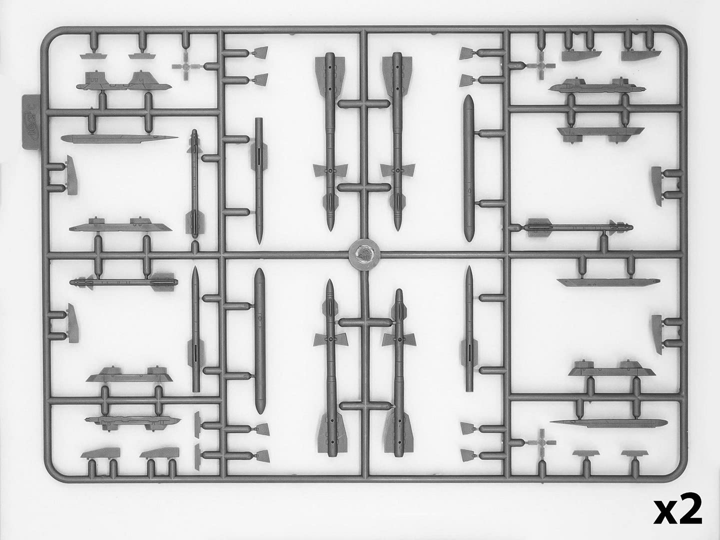 Amazon | アイシーエム ICM 1/72 ソビエト 空対空ミサイルセット
