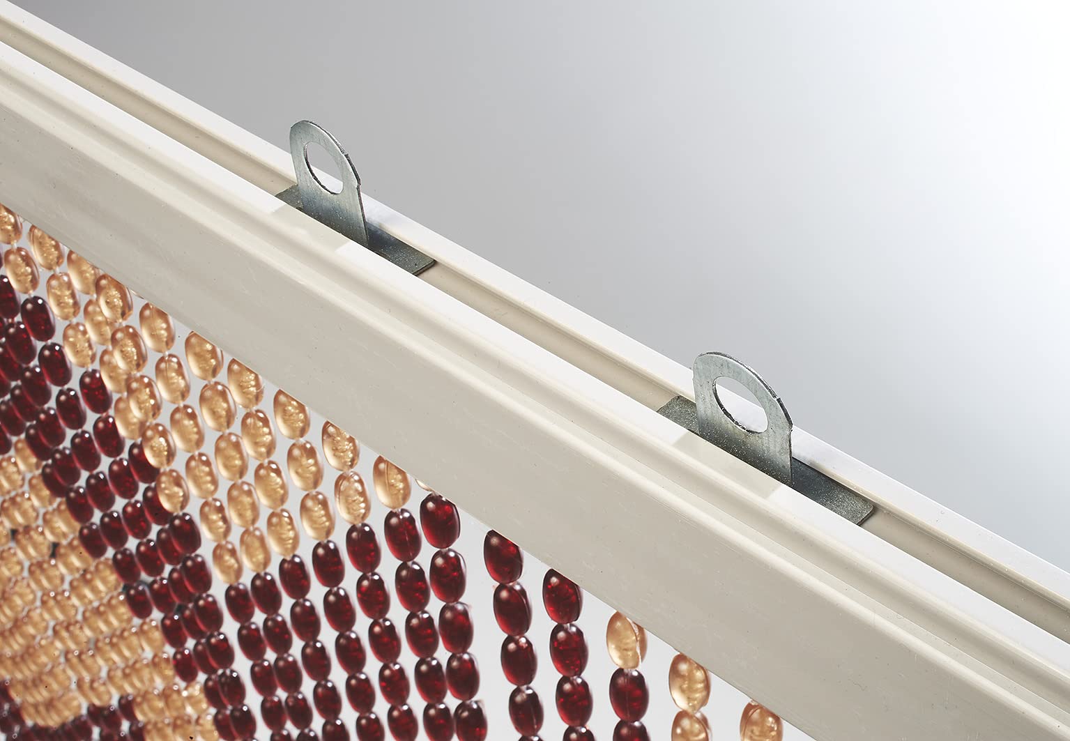 Kobolo Türvorhang ANGOLO, 90x200 cm, 72 Stränge, Perlenvorhang aus Kunststoff in Rotbraun & Beige, dekorativer Fliegenvorhang & Raumteiler für Balkon, Terrasse, Tür oder Innenräume