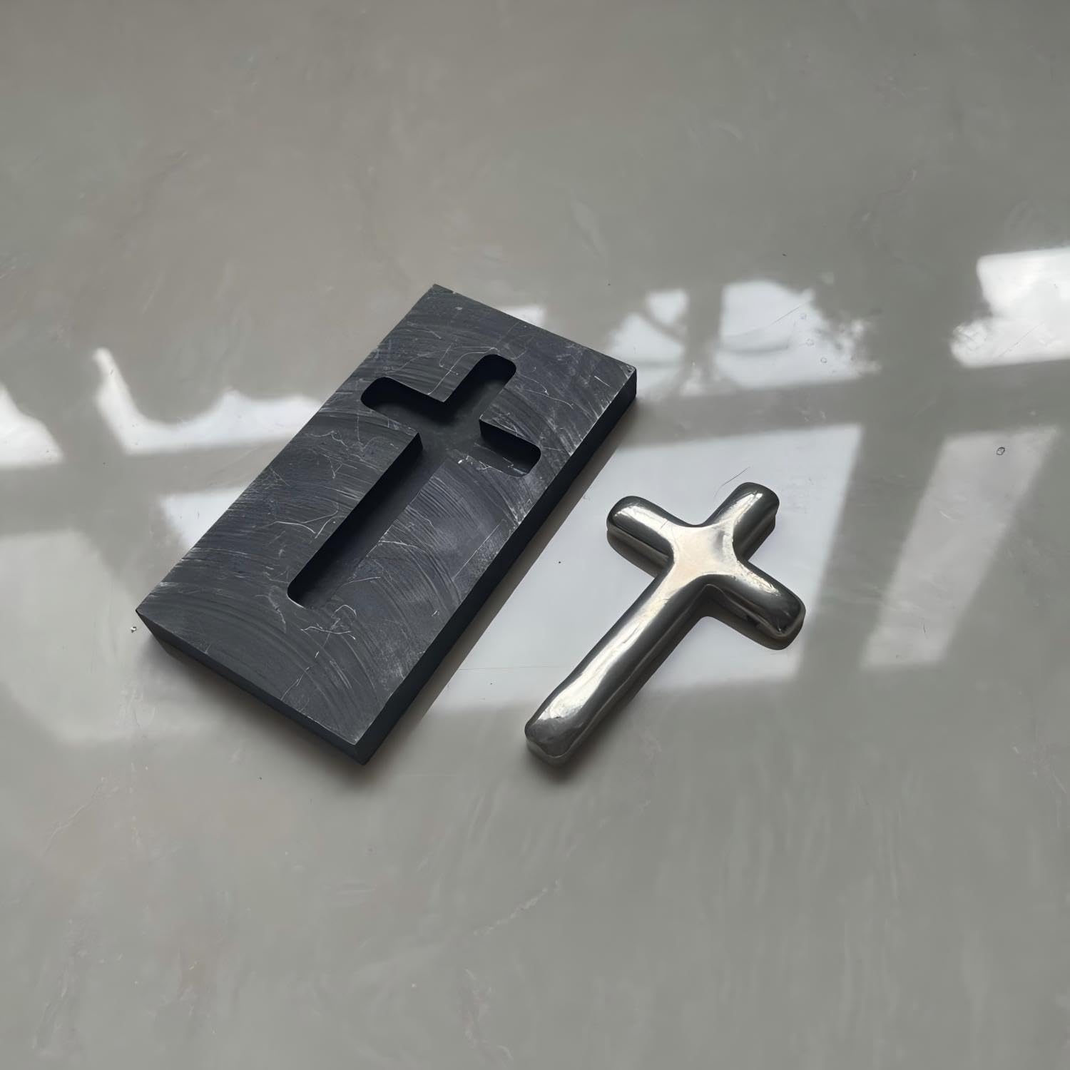 Easter Skull Cross Graphite Ingot Mold for Gold Silver Copper Casting, HOMOMSAE 2 Piece MINI 3D High-Purity DIY Metal Ornaments for Religious Pendant Making