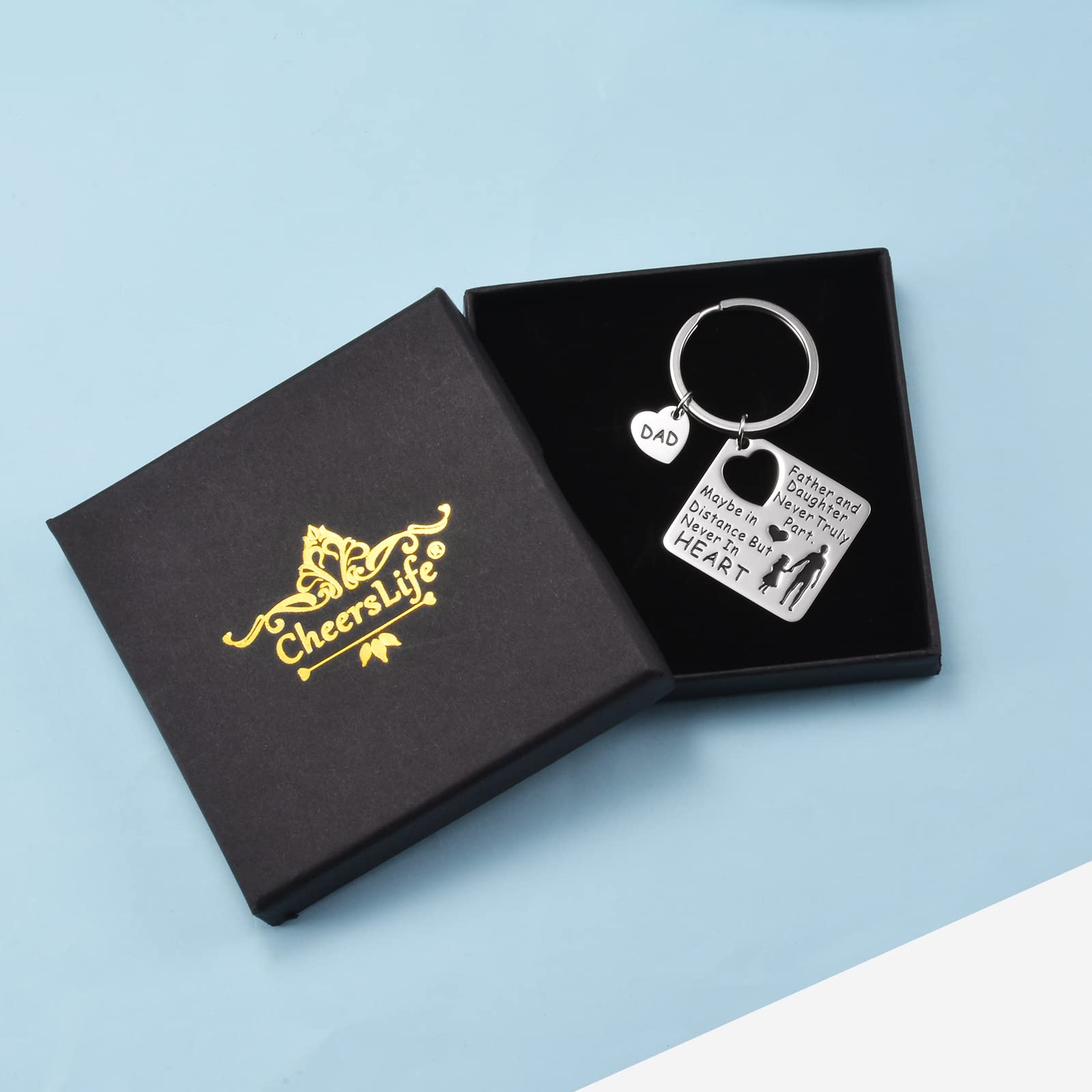 CheersLife Regalo Per La Festa Del Papà,regalo Papa Portachiavi Papà,regalo Di Compleanno Per Uomo Acciaio Inossidabile Portachiavi Con Lettere Informazione Figlia Che Fa Un Regalo a Papà