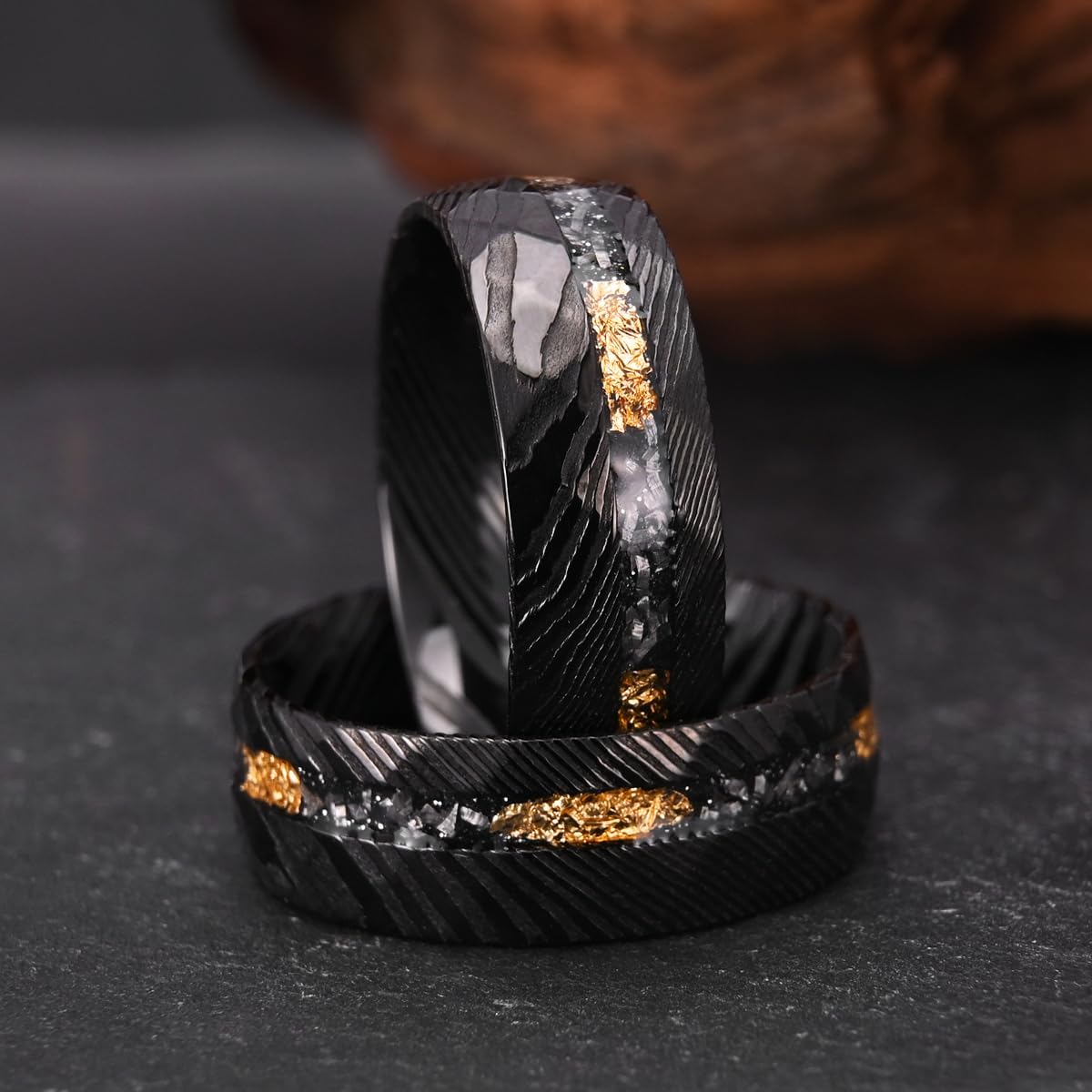 Black Damascus Steel Rings for Men 8mm Men's Engagement Wedding Bands Hammered Inlaid Gold Foil Meteorite Fragments Stylish Comfort Fit - Image 2
