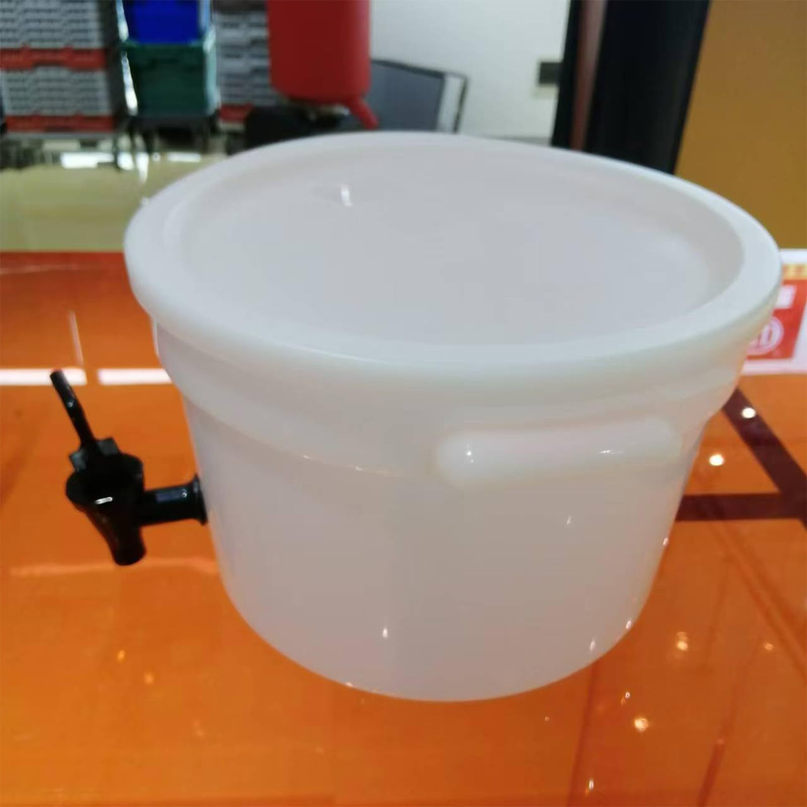 Contenedor redondo portátil para bebidas para zumos de café, bebidas frías, actividades al aire libre, reuniones familiares, resistente, apto para alimentos, construcción de polipropileno