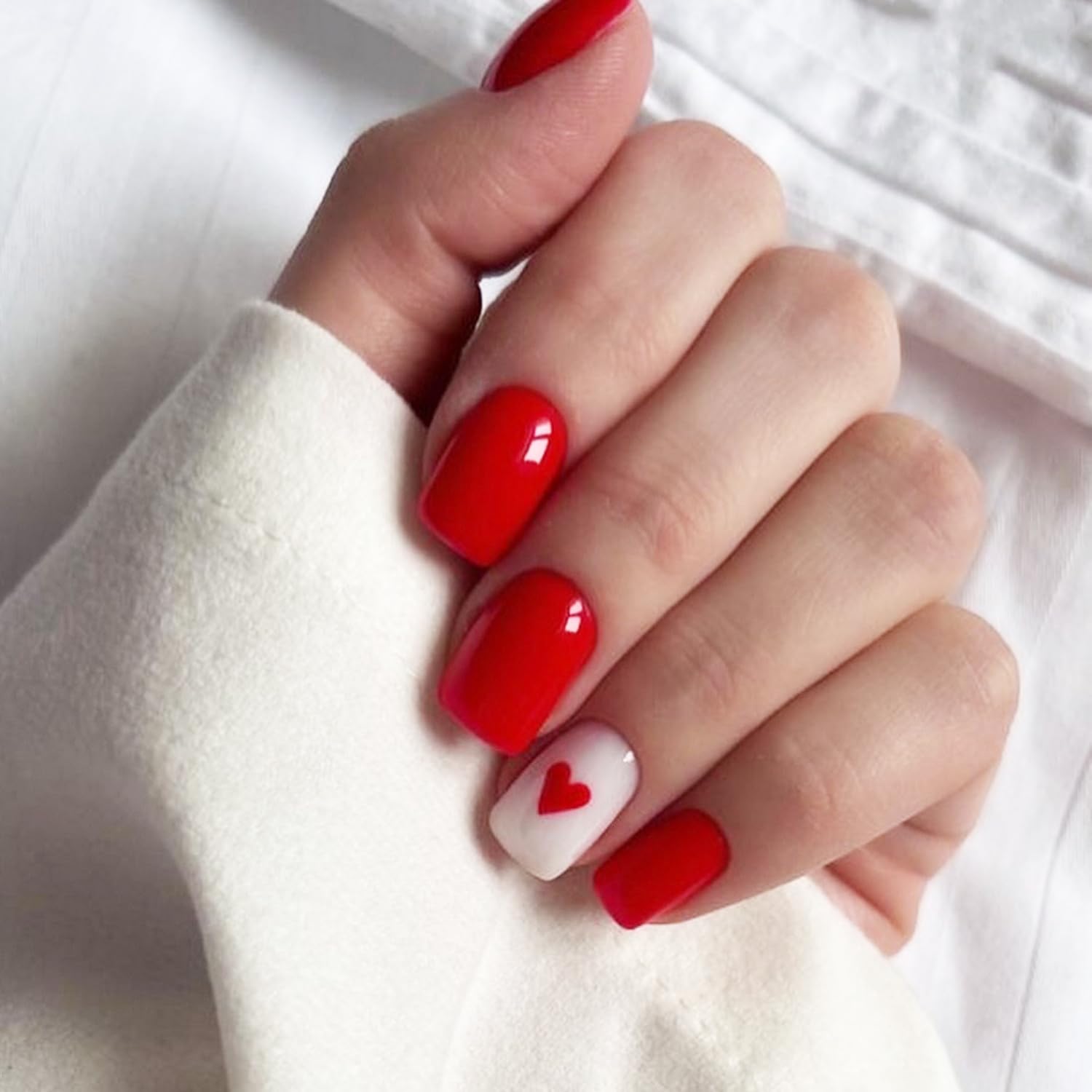 Valentines Press on Nails Short Square Fake Nails Red Heart Love Designs Valentines False Nails Full Cover Red Glossy Acrylic Nails Stick on Nails for Women Nails Manicure Decoration 24 Pcs