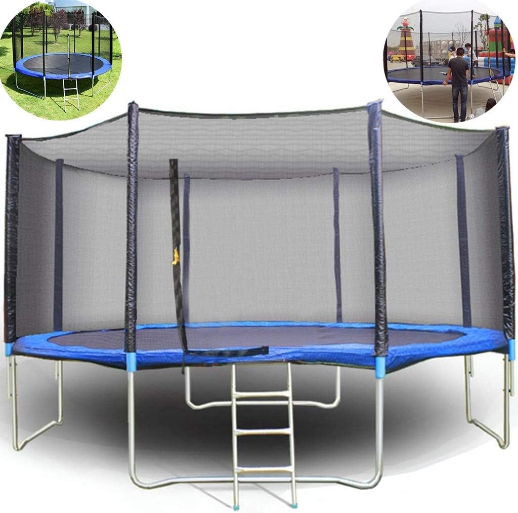 esercizio sul trampolino al coperto