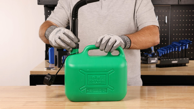 Draper 5L Plastic Petrol Can | Jerry Fuel Diesel Can | 5000cc