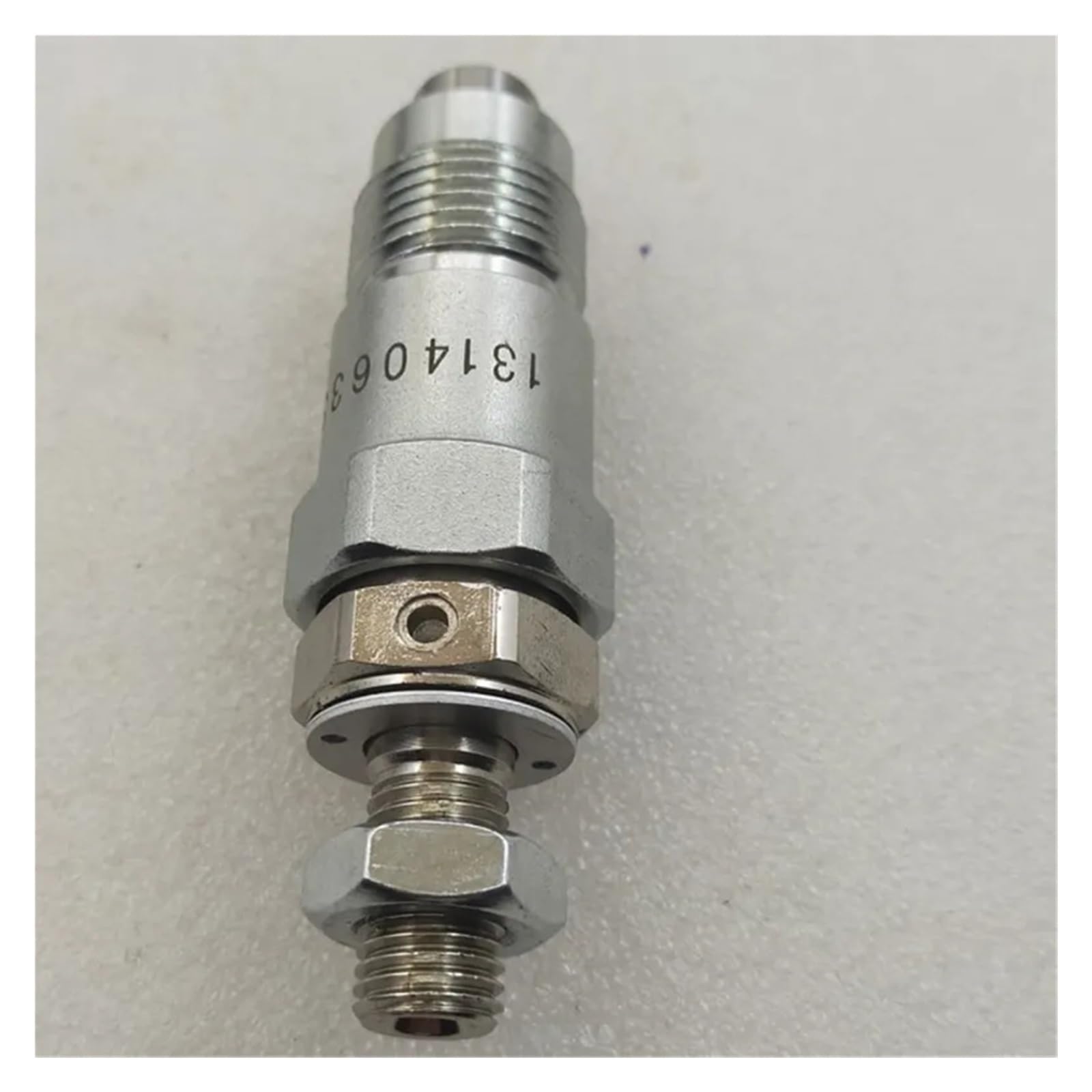 ugello del carburante Adatto Per Shibaura S723 Perkins 103.10 Motore Sostituisci Accessoris 3 Pezzi Ugelli Iniettori Carburante SBA131406330 131406330 Iniettore di Carburante