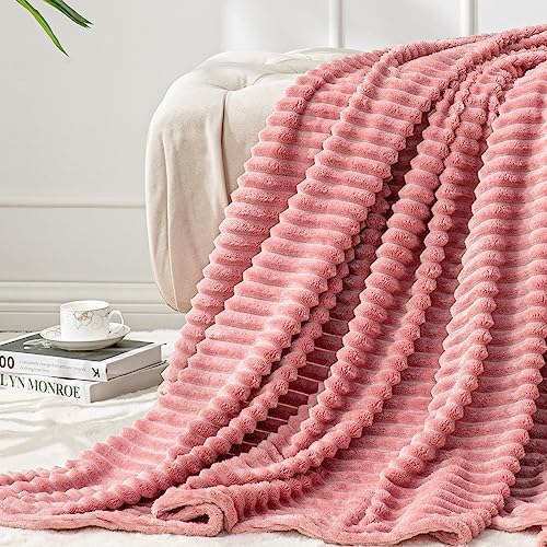 BEDELITE Fleece Throw Blanket for Couch – 3D Ribbed Jacquard Soft and Warm Decorative Fuzzy Blanket – Cozy, Fluffy, Plush Lightweight Pink Throw Blankets for Bed, Sofa, 50×60 inches