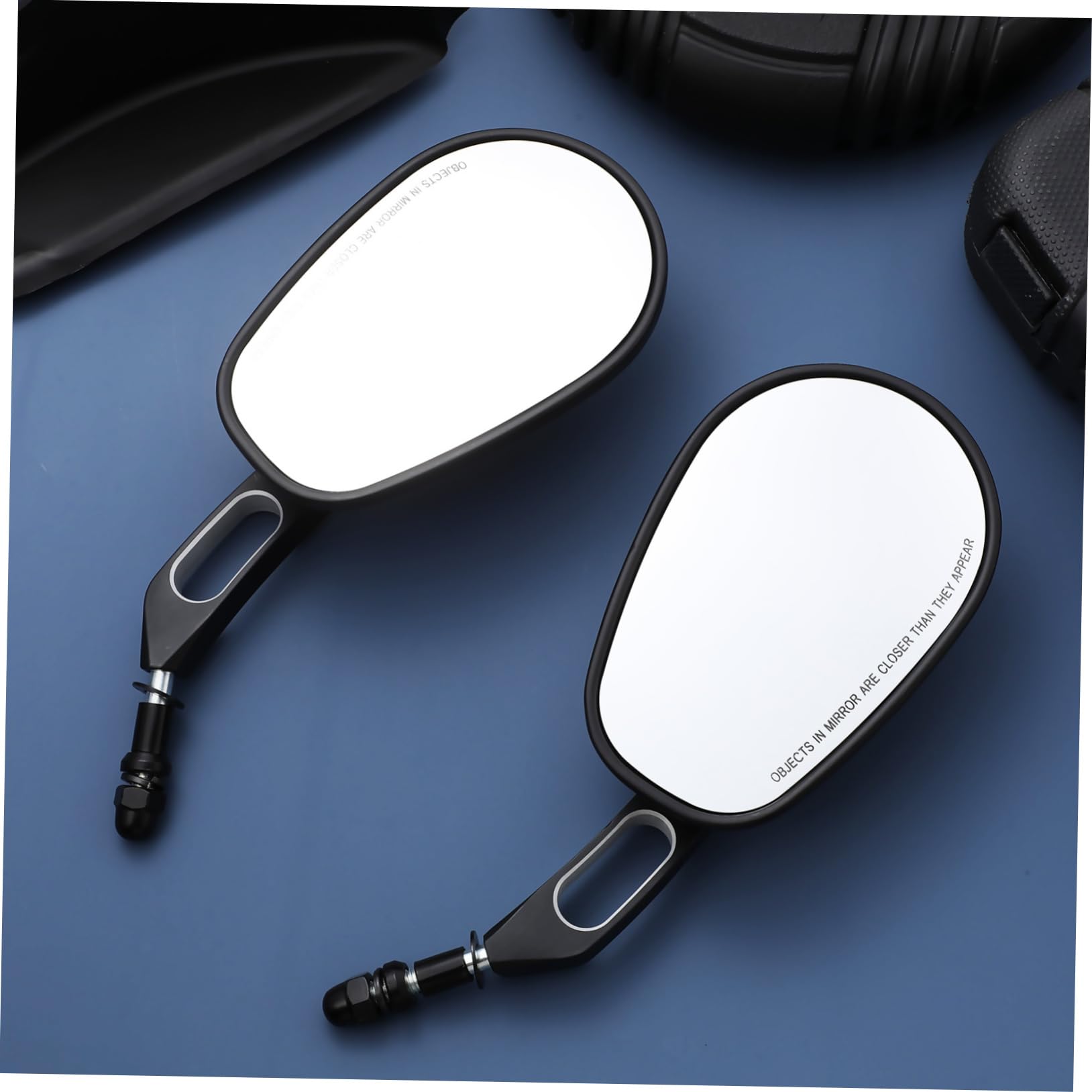 1set Specchietti Retrovisori Per Design Leggero Di Regolabili Per Manubri Scooter e Atv Facile Manutenzione e Aspetto Moderno