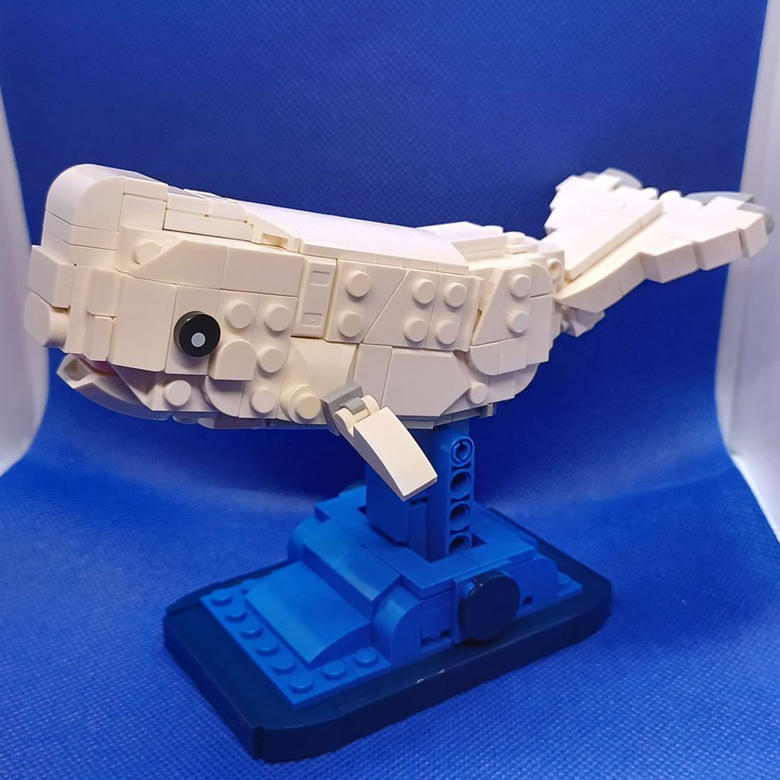 MOC-214769 - Kit de construcción de ballena beluga (303 piezas)