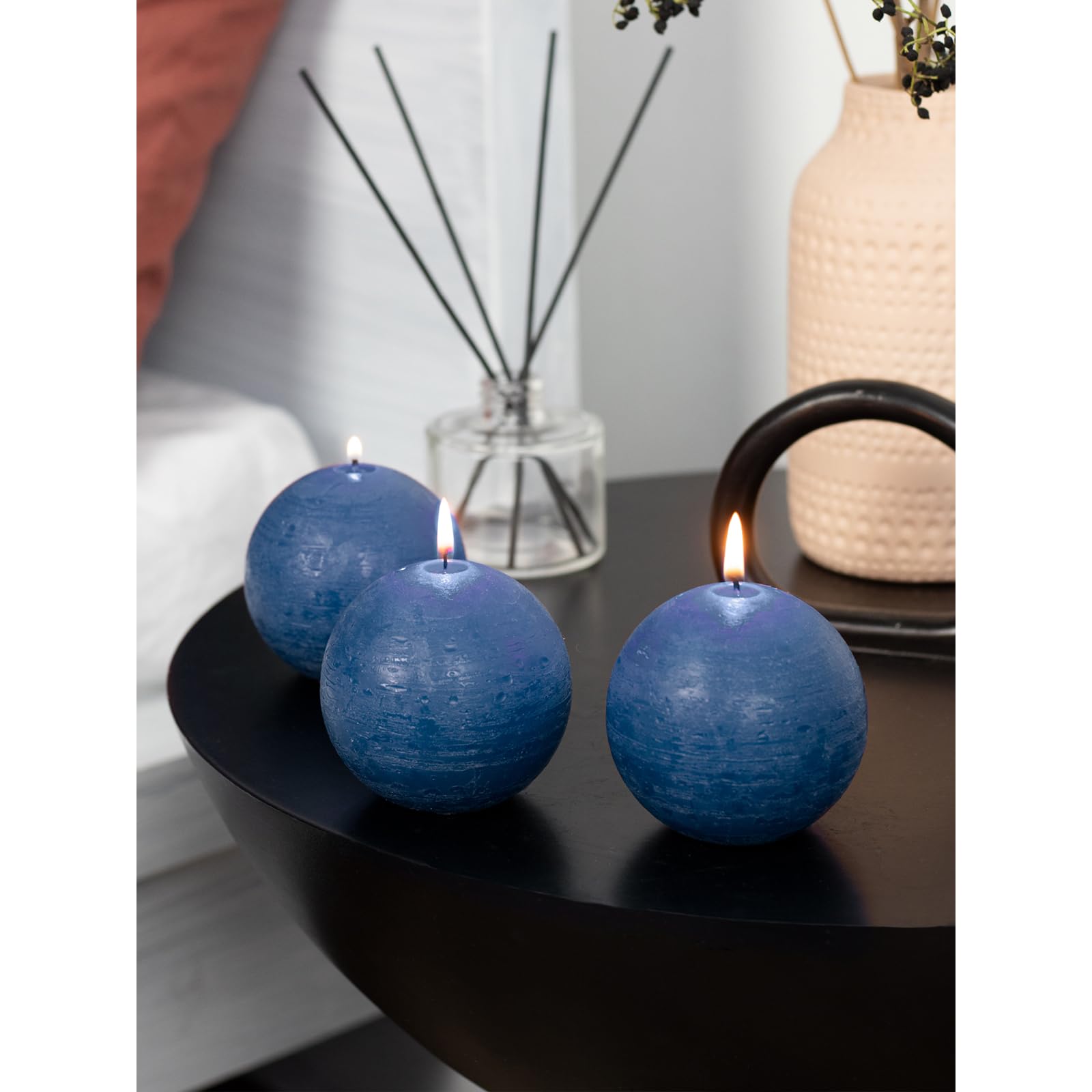 CANDWAX Zestaw 3 okrągłych świec w kształcie kuli 7 cm, idealna dekoracja świec, dekoracja ślubna i romantyczne świece, bezzapachowe, długie palenie, ciemnoniebieskie świece