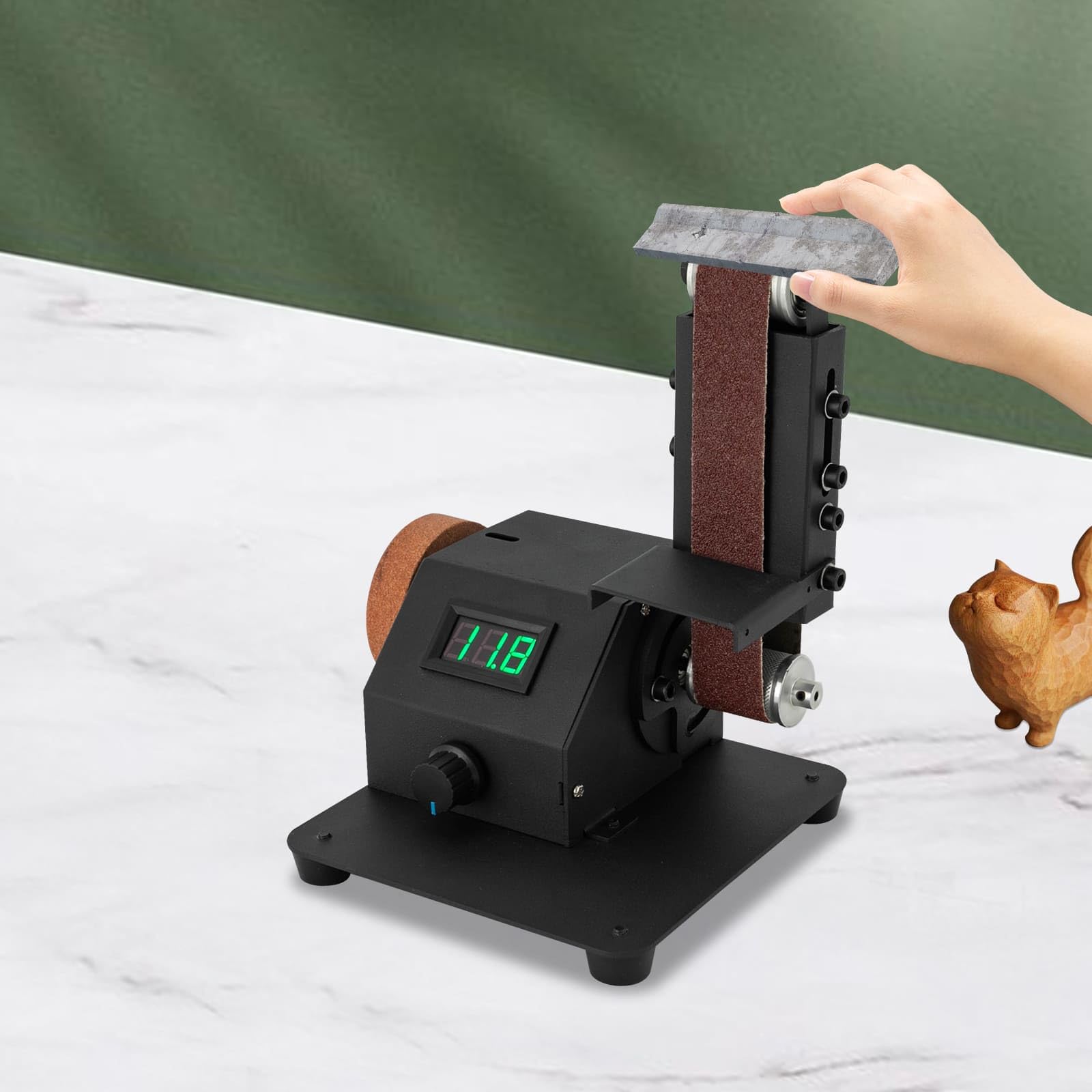 Mini-Bandschleifer, 350 W, multifunktional, Geschwindigkeit stufenlos verstellbar, 0 – 8500 U/min, verstellbarer Schleifarm, digitale Anzeige, mit 10 Schleifbändern
