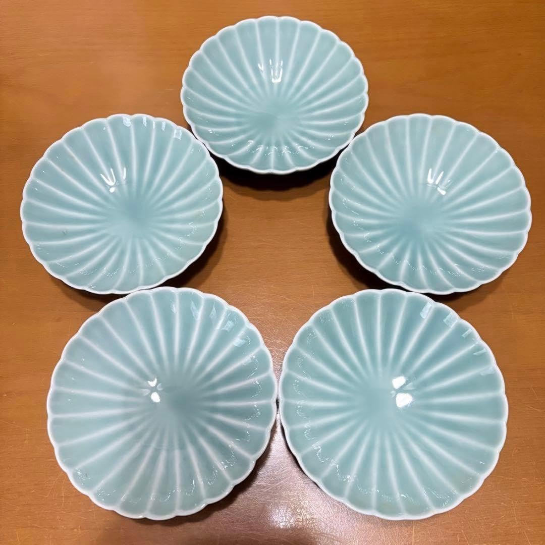 【 美品 】深川製磁 青磁 菊割 小付揃 和皿揃 5客 宮内庁御用達 Amazon.co.jp: 深川製磁 青磁 菊割 小付揃 和皿揃 5客 宮内庁御用達