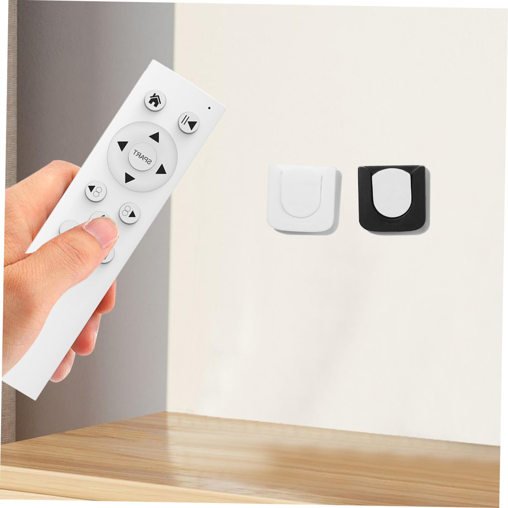 Didiseaon 3 Set Fibbia Magnetica 6 Pezzi Nero/ 3 Pezzi Ciascuno Supporti Per Controlli Console Supporto Per Telecomando Controller Da Parete Supporto Per Telecomando 6 pezzi * 3