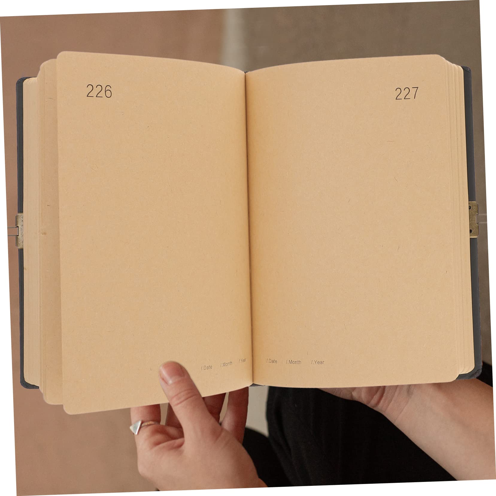 VILLCASE Diario Personale con Lucchetto, Taccuino in Carta, 365 Giorni, Portatile per Scuola e Schizzi, per Studenti e Viaggiatori Stili multipli