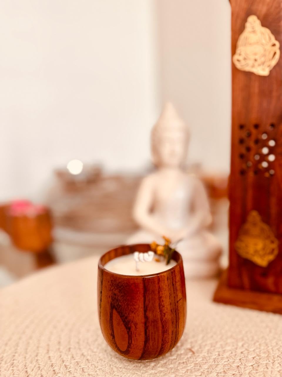 Handmade Mango Wood Bowl Scented Wax Candle, Large, Natural