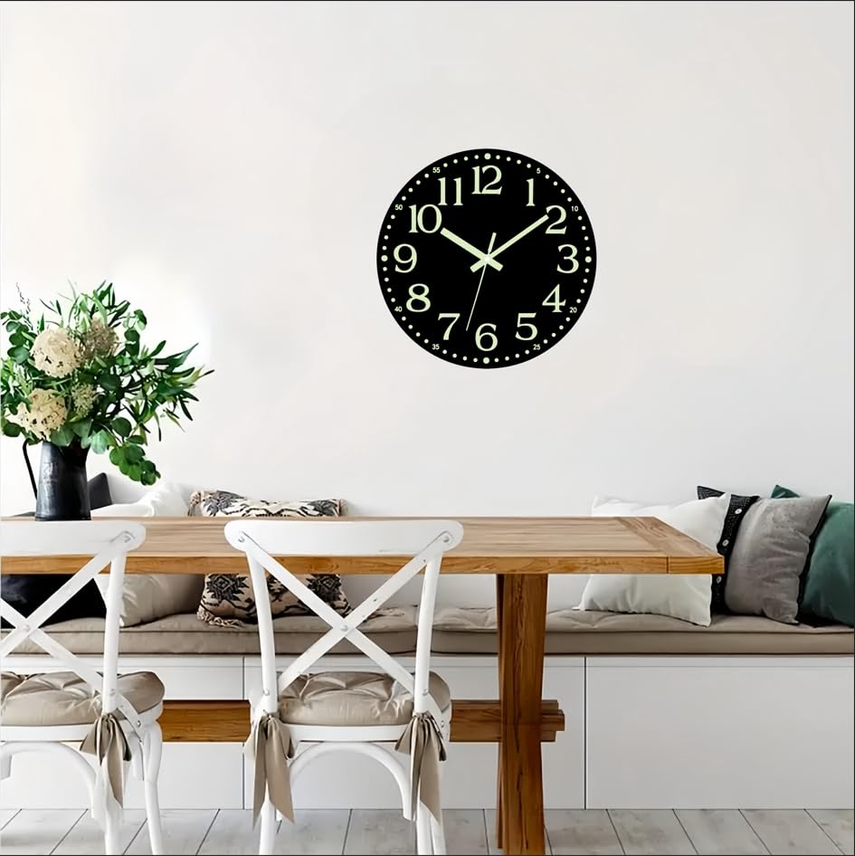 Horloge analogique phosphorescente AIENAI noire silencieuse