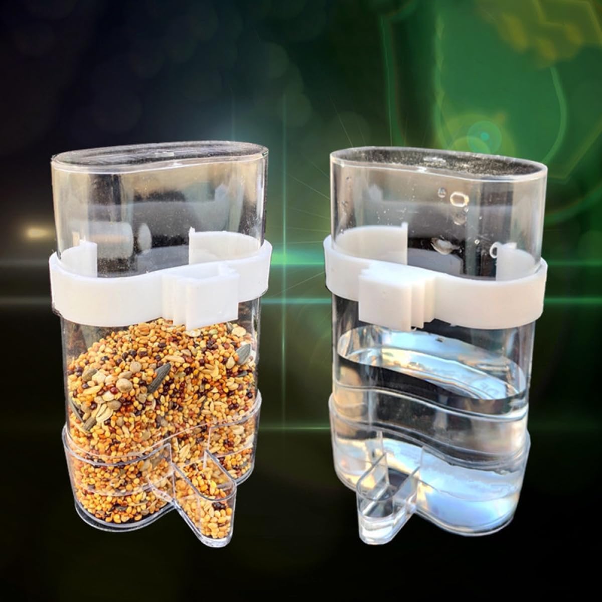 Veemoon Lot de 12 Mangeoires Automatiques pour Cage à Oiseaux, Distributeurs D’Eau et Nourriture pour Perroquets, Grand Format, Plastique Transparent et Coloré, Alimentation Pratique