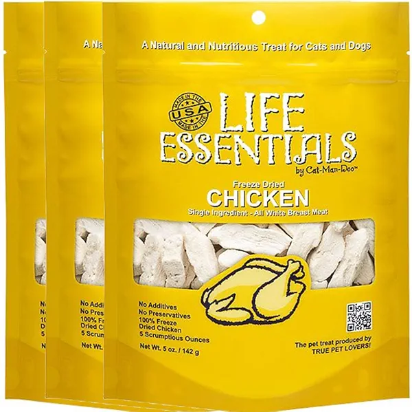 LIFE ESSENTIALS BY CAT-MAN-DOO All-Natural Freeze Dried Chicken Treats for Dogs & Cats No Grains, Fillers, Additives and Preservatives, A Healthy Treat Proudly Made in The USA - 3 Pack (5 oz. Bags)