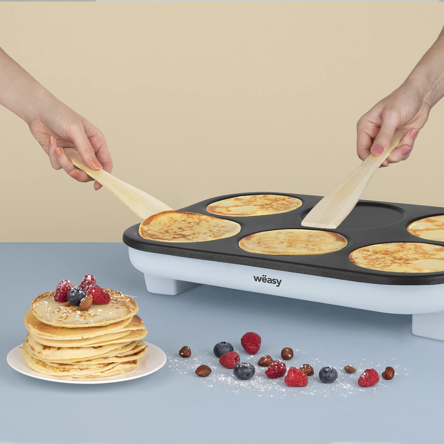 Appareil à Crêpes Party GOO60, Crêpes et Pancakes, 6 Emplacements, Revêtement Antiadhésif, Jusqu'à 240°C, 6 spatules en bois, 1500 W