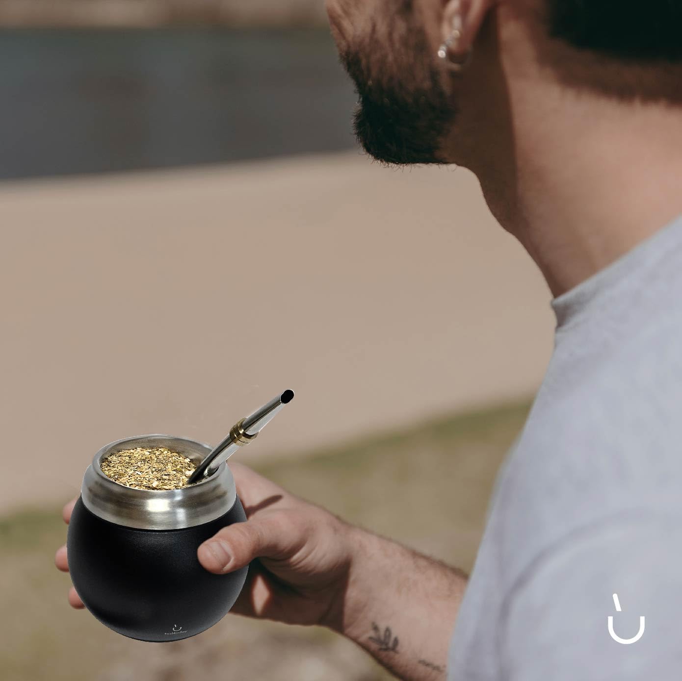 Yerba Mate Set - Modernes Yerba Mate Gourd Kit - Edelstahl mit Calabash Form und Bombilla - Einfach zu reinigen (Schwarz)