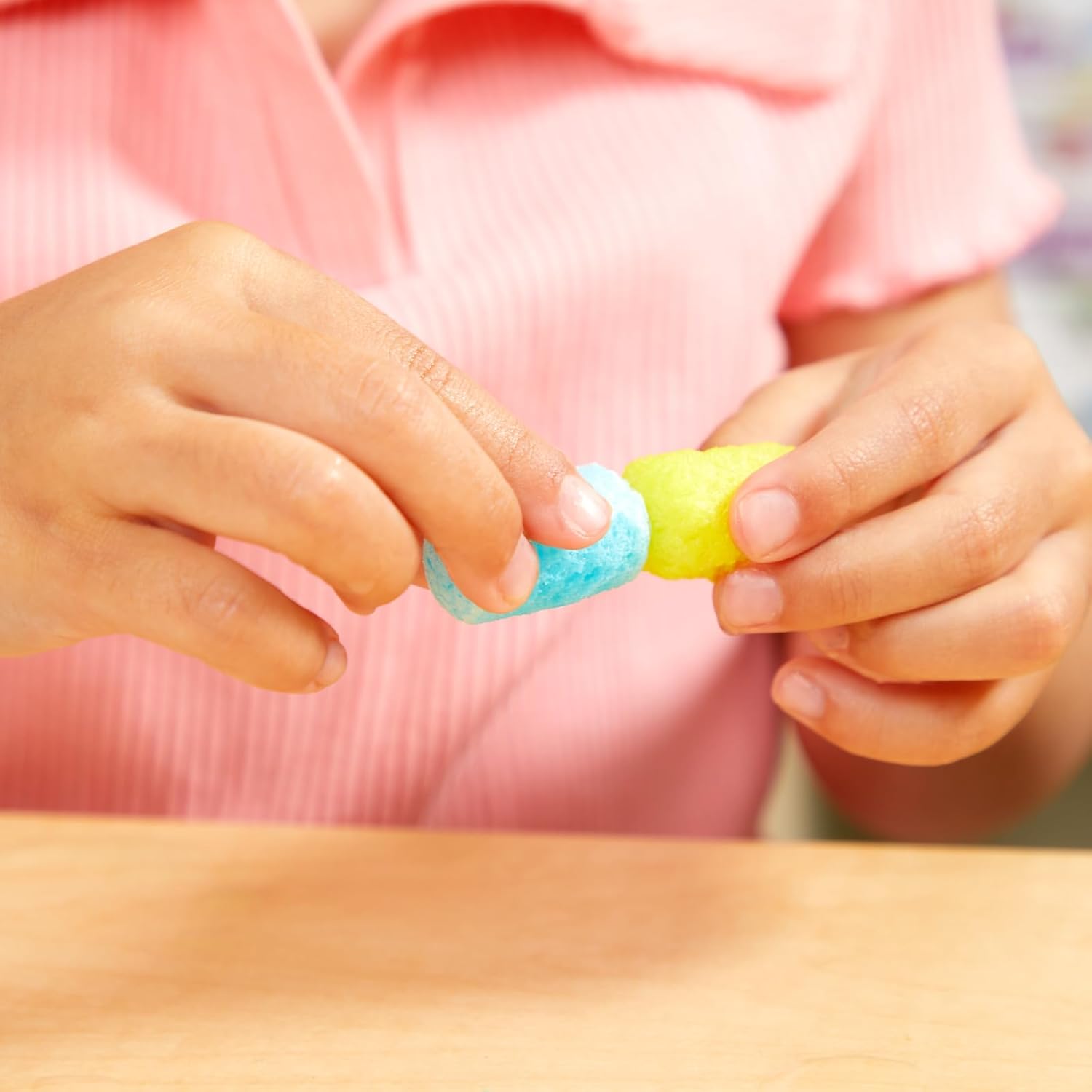 Colorations 3D Building Puffs - 800 Pieces