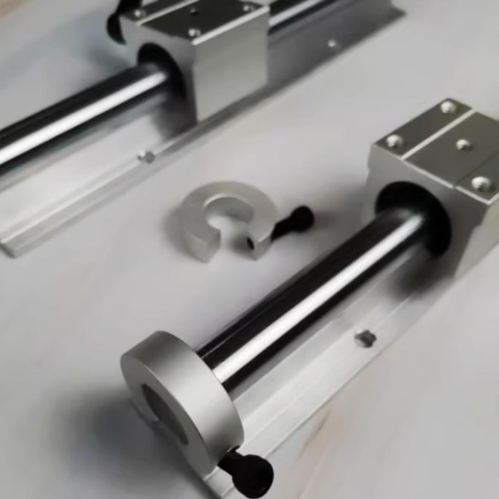 SBR16 Linearschienen Manschetten | 8-teiliges Set Mit Schraubenschlüssel | Aluminium Wellenbegrenzer