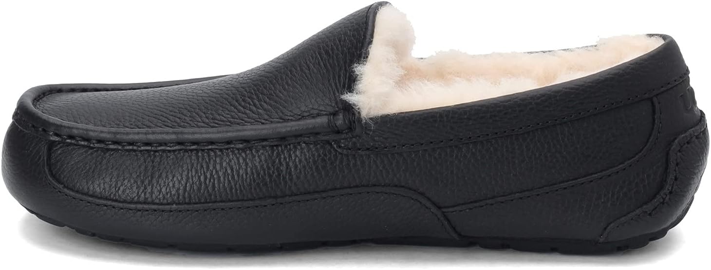 UGG Men's Ascot Slipper, Black Leather, 11