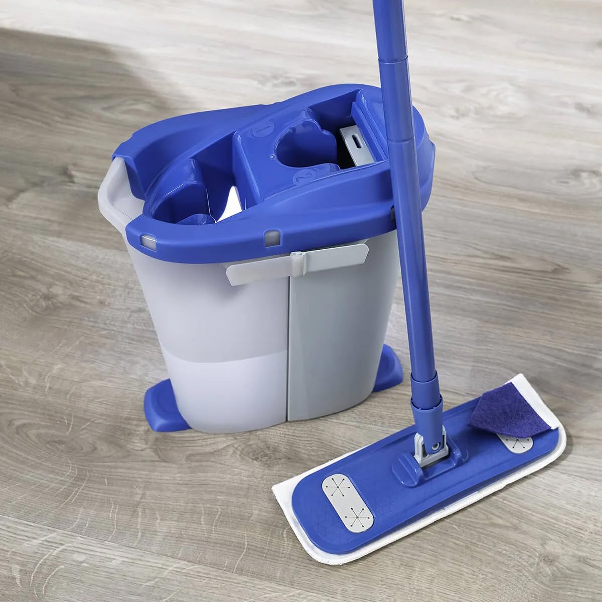 Éléphant — Kit de Lavage Multipratic Duo | Seau Double Compartiment + Balai Plat + 2 Housses Microfibre | Sols jusqu'à 50 m² | Fabriqué en France | 85% Plastique Recyclé