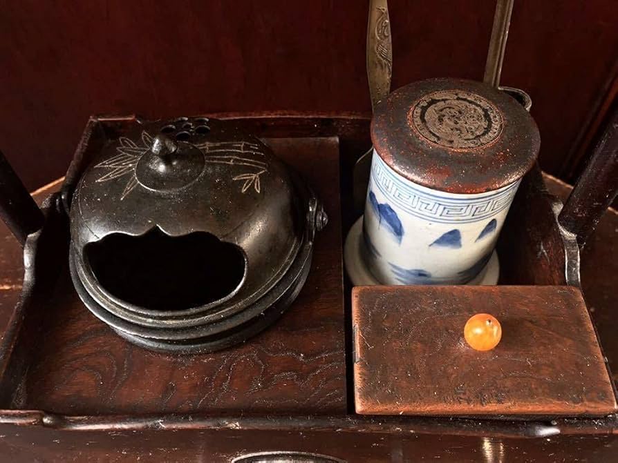 喫煙具 煙草盆 楕円形木製 くり抜き灰皿 香炉 時代物 骨董品 古道具 古美術 ☆超美品！希少！煙草盆 キセル付き 紫檀 江戸期 大名道具タバコ