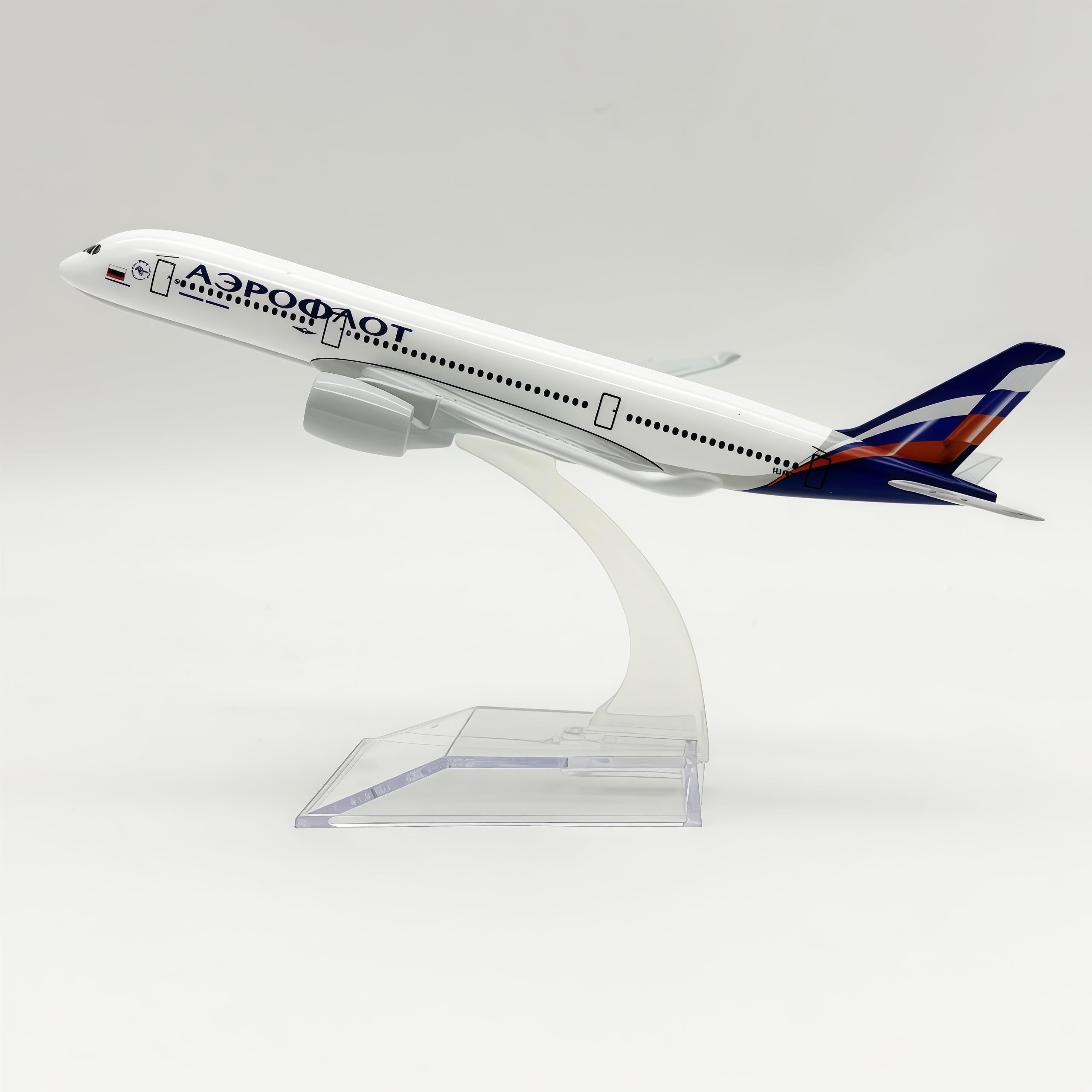 LGSRSNXHTX 16cm Model Plane 1/400 Diecast Metal Airplane Model Aeroflot A350 with Stand Aircraft Collectible for Aviation Enthusiasts,Desktop Decor Gift for Adult