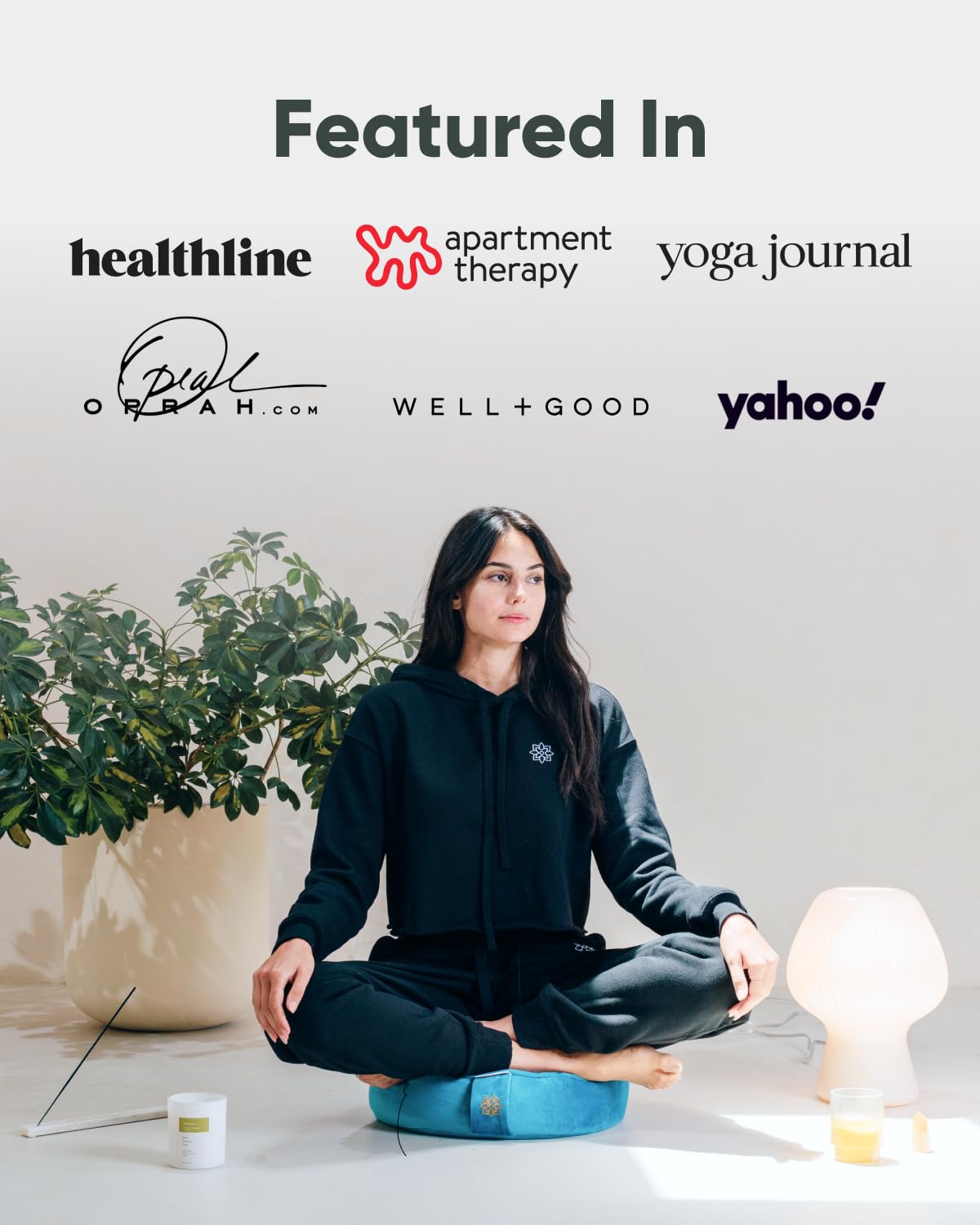Mindful and Modern - Cojín de meditación de terciopelo – Almohada de suelo Zafu de lujo para yoga – Almohada grande de meditación de trigo sarraceno con funda extraíble de lujo en seis colores